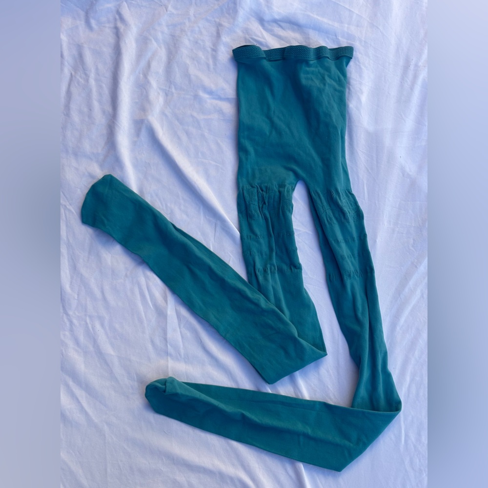 BlackMilk Sporty Striped Hosiery Set of 3 OSFA - Picture 2 of 9